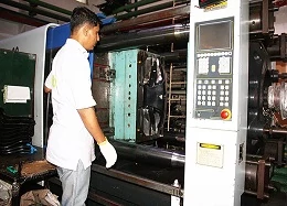 TSDC | Work Injection Molding Machine
